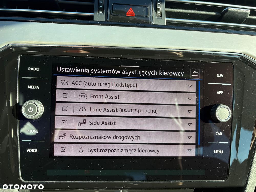 Volkswagen Passat 2.0 TDI EVO Elegance DSG - 30