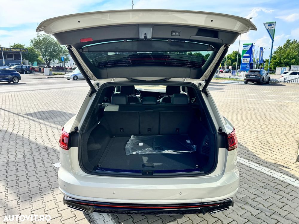 VOLKSWAGEN Touareg 2026 — imagine 5