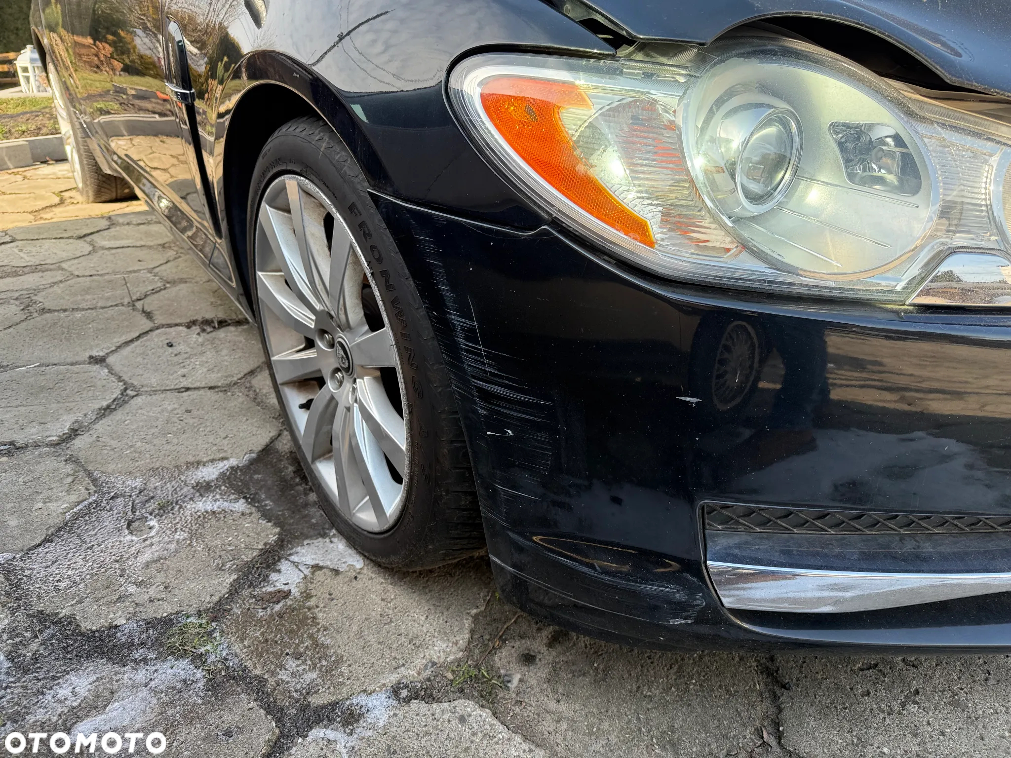 Jaguar XF 2.7 V6 D Luxury - 3