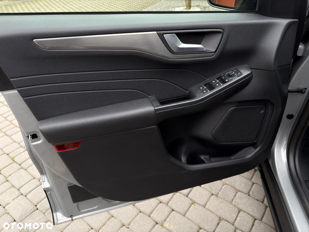 Ford Kuga 2.5 Duratec FHEV 4x4 TITANIUM X - 27