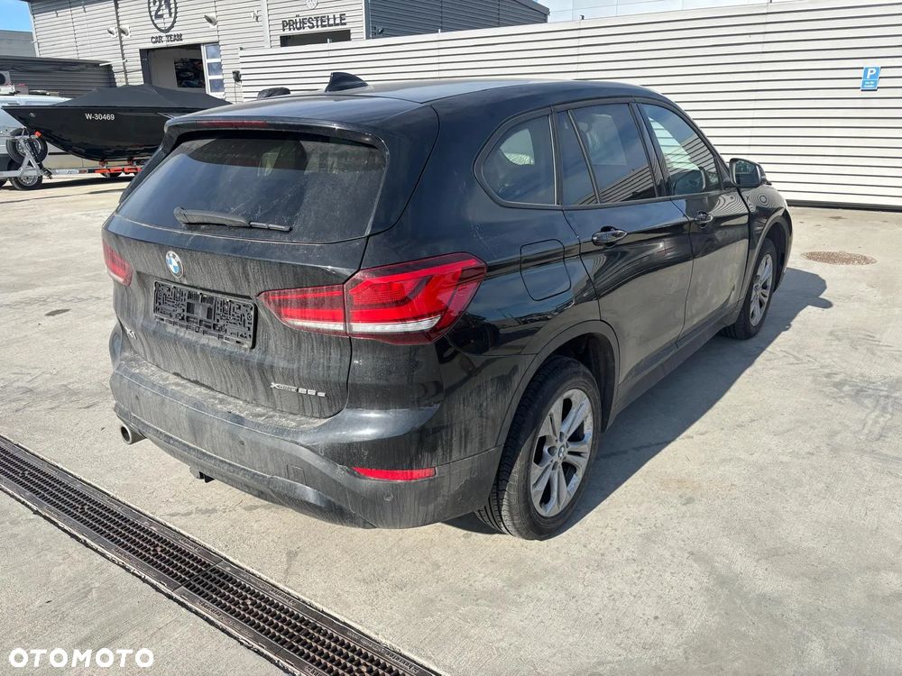BMW X1 xDrive25e Advantage - 4