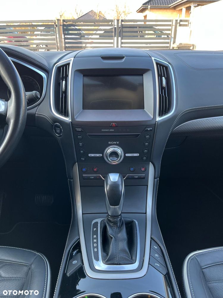 Ford S-Max 2.0 TDCi Vignale PowerShift - 32