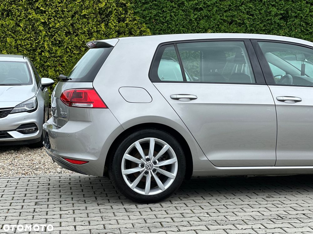 Volkswagen Golf 2.0 TDI BlueMotion Technology Highline - 15
