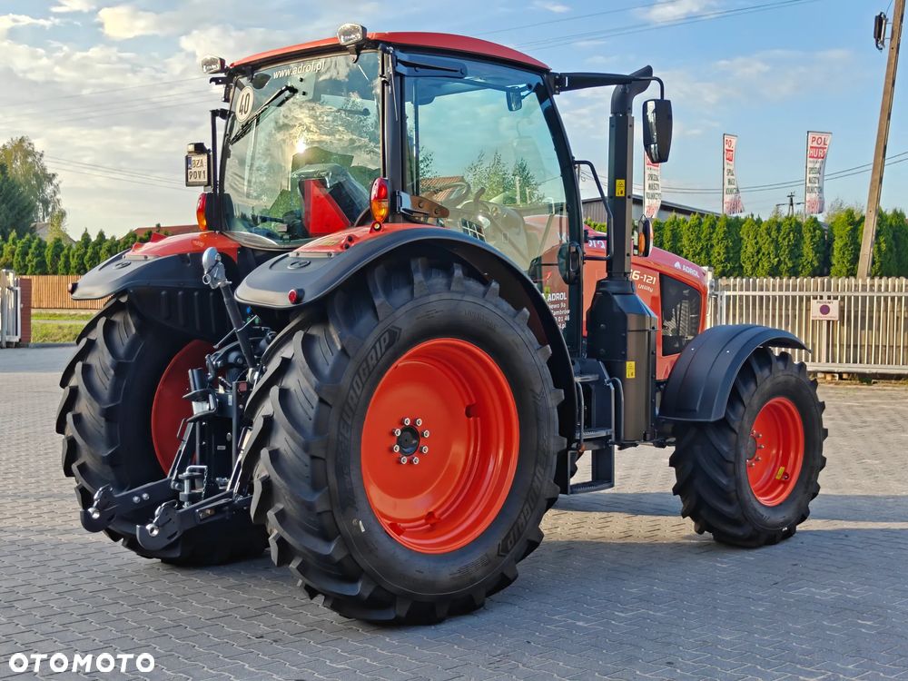 Kubota M6-121 Utility - 5