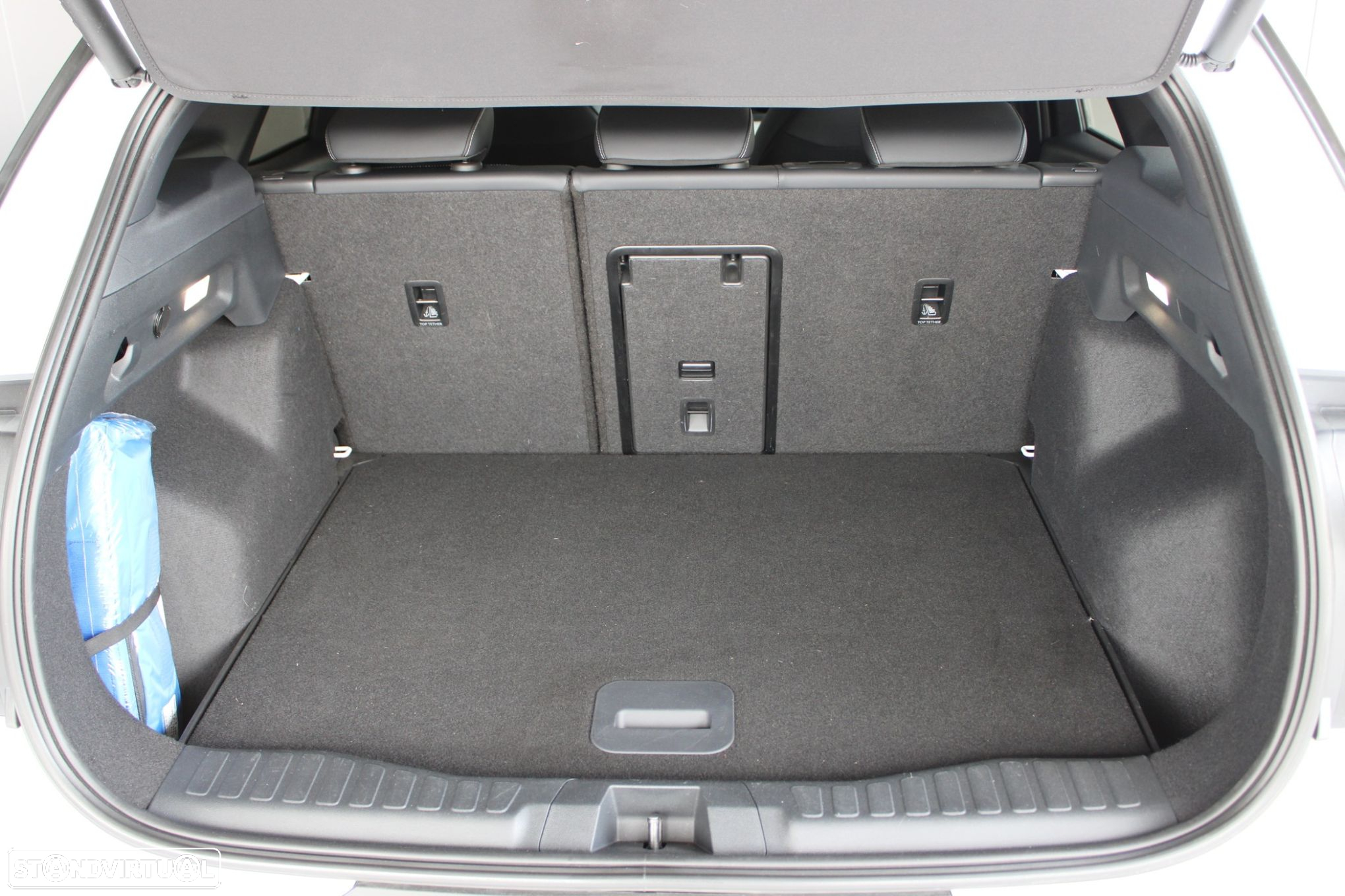Ford Explorer 77 kWh Premium - 9
