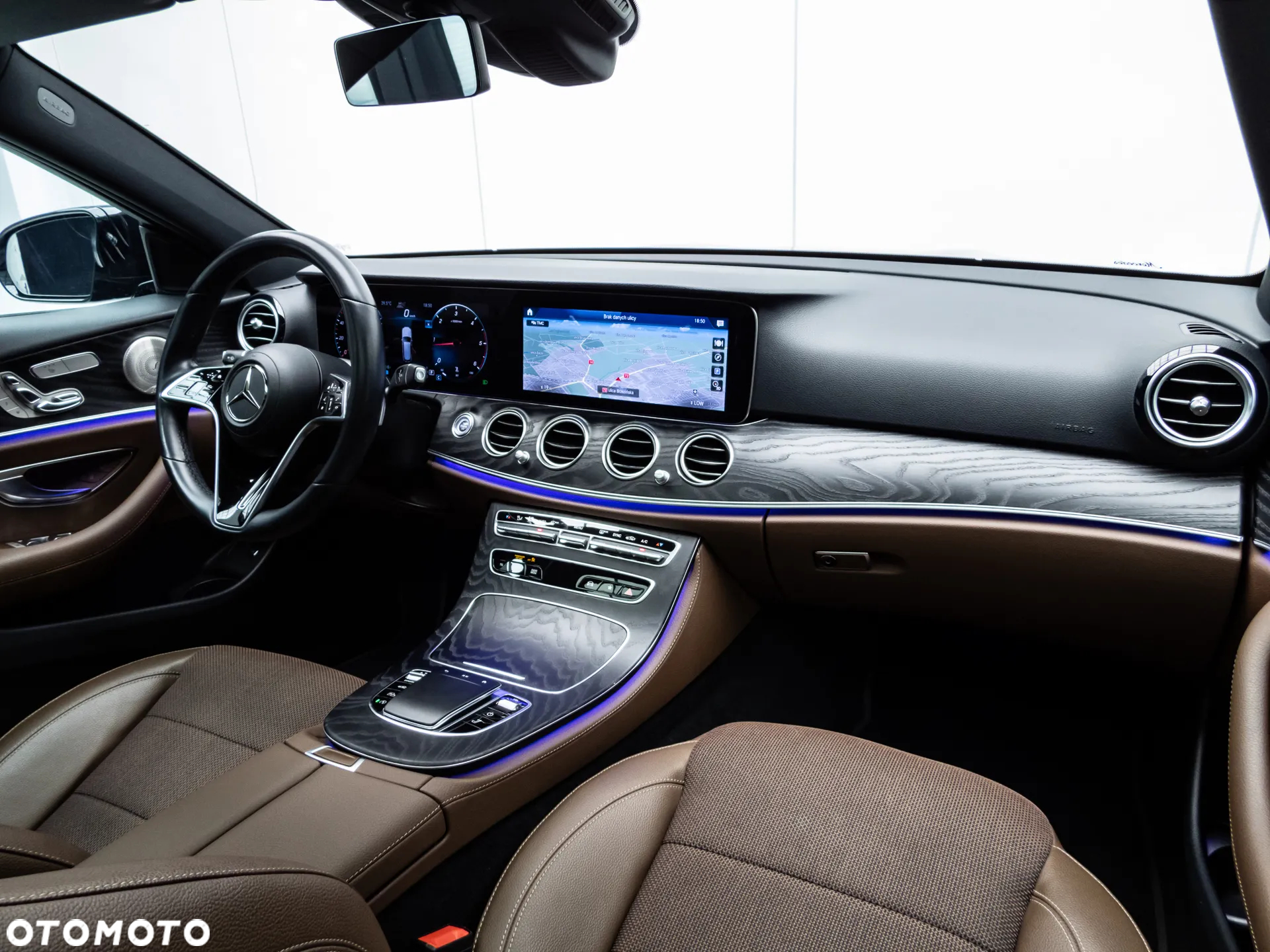Mercedes-Benz Klasa E 220 d 4-Matic All-Terrain Avantgarde - 7