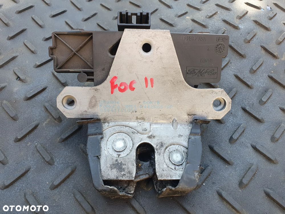 FORD FOCUS MK2 ZAMEK KLAPY TYŁ TYLNEJ BAGAŻNIKA 3M51-R442A66-AP FoMoCo ORYGINAŁ - 2