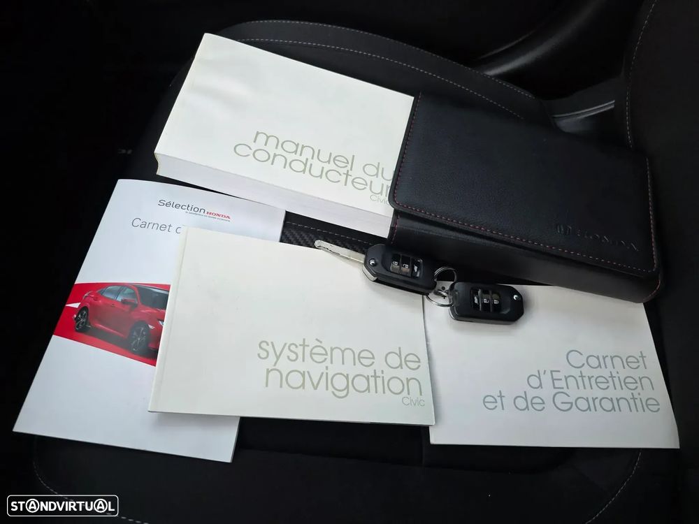 Honda Civic 1.0 i-VTEC Executive Premium - 30