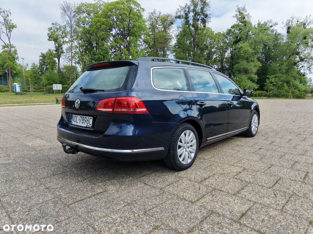 Volkswagen Passat 1.6 TDI BlueMotion Technology Comfortline - 4