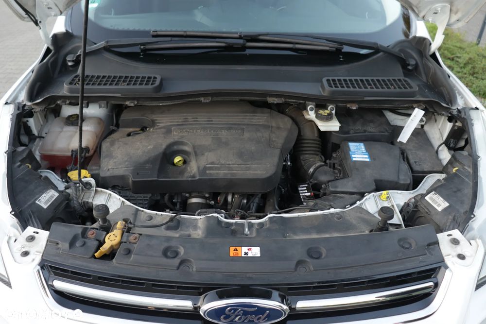 Ford Kuga 2.0 TDCi 2x4 Titanium - 36
