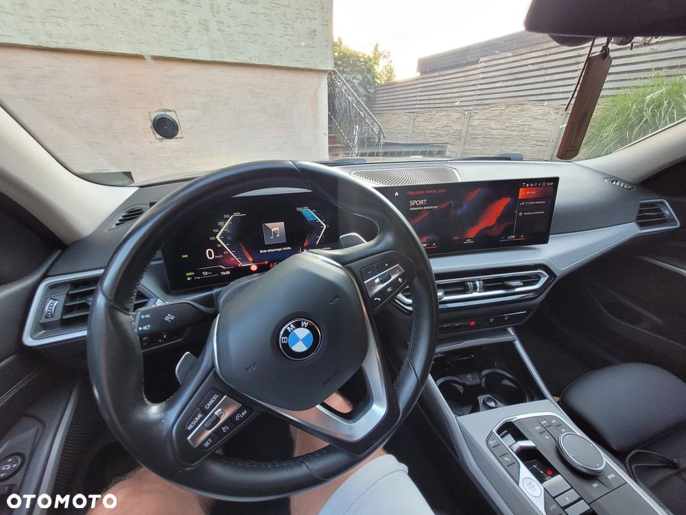 BMW Seria 3 320d mHEV - 19