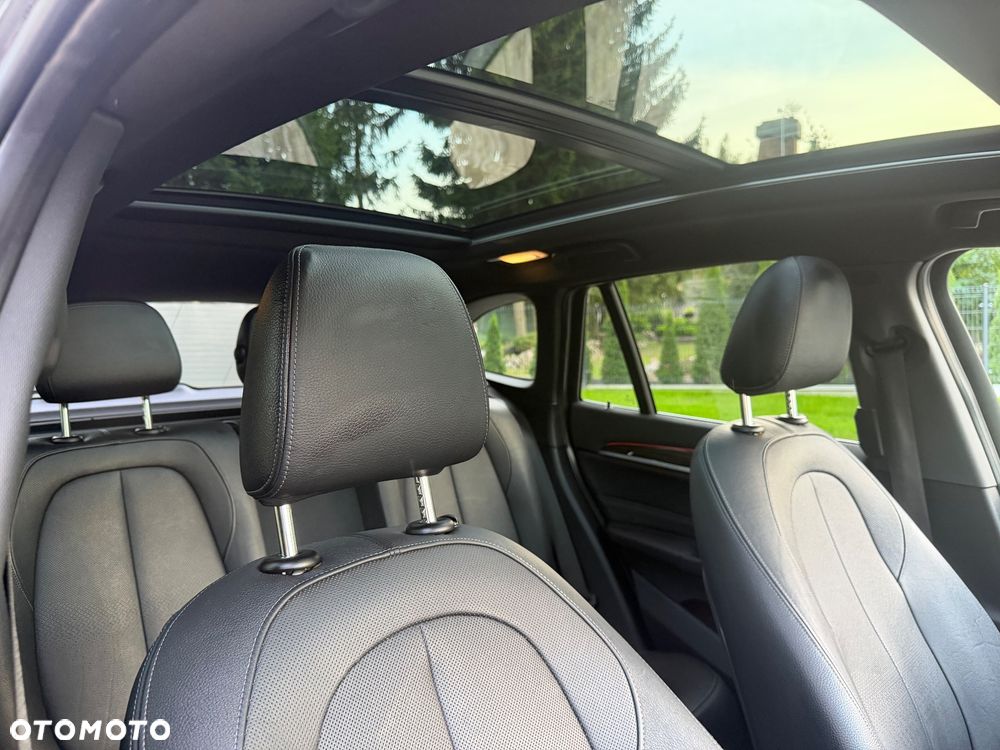 BMW X1 - 36
