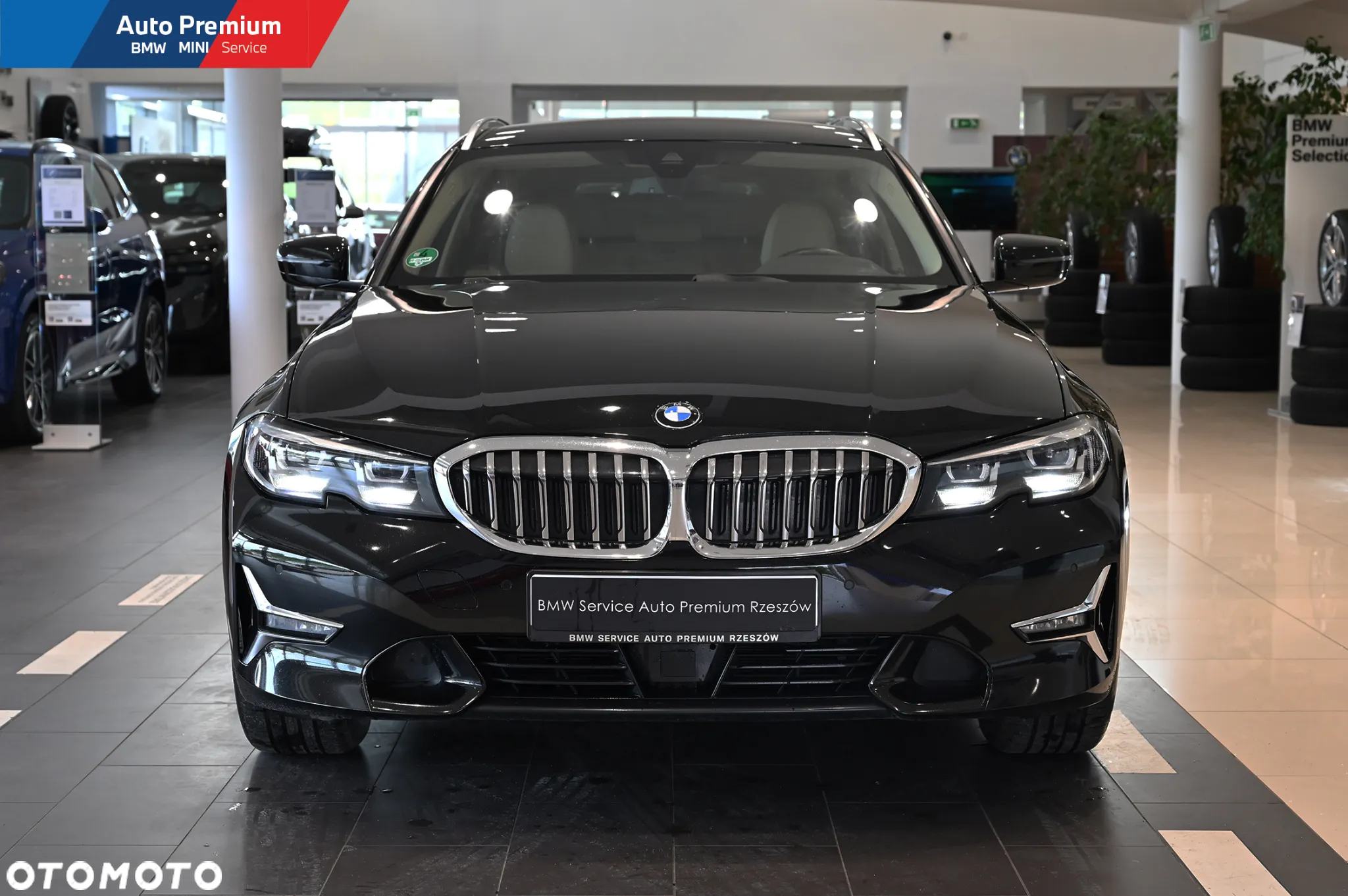 BMW Seria 3 330i xDrive - 15