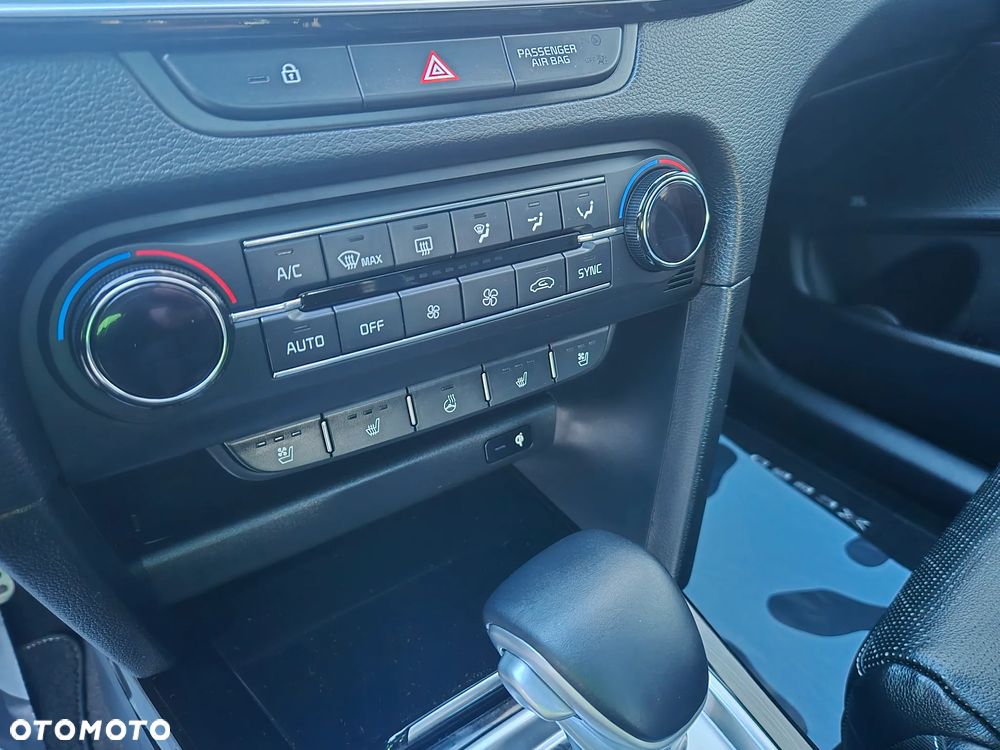 Kia XCeed 1.4 T-GDI OPF DCT7 PLATINUM EDITION - 22