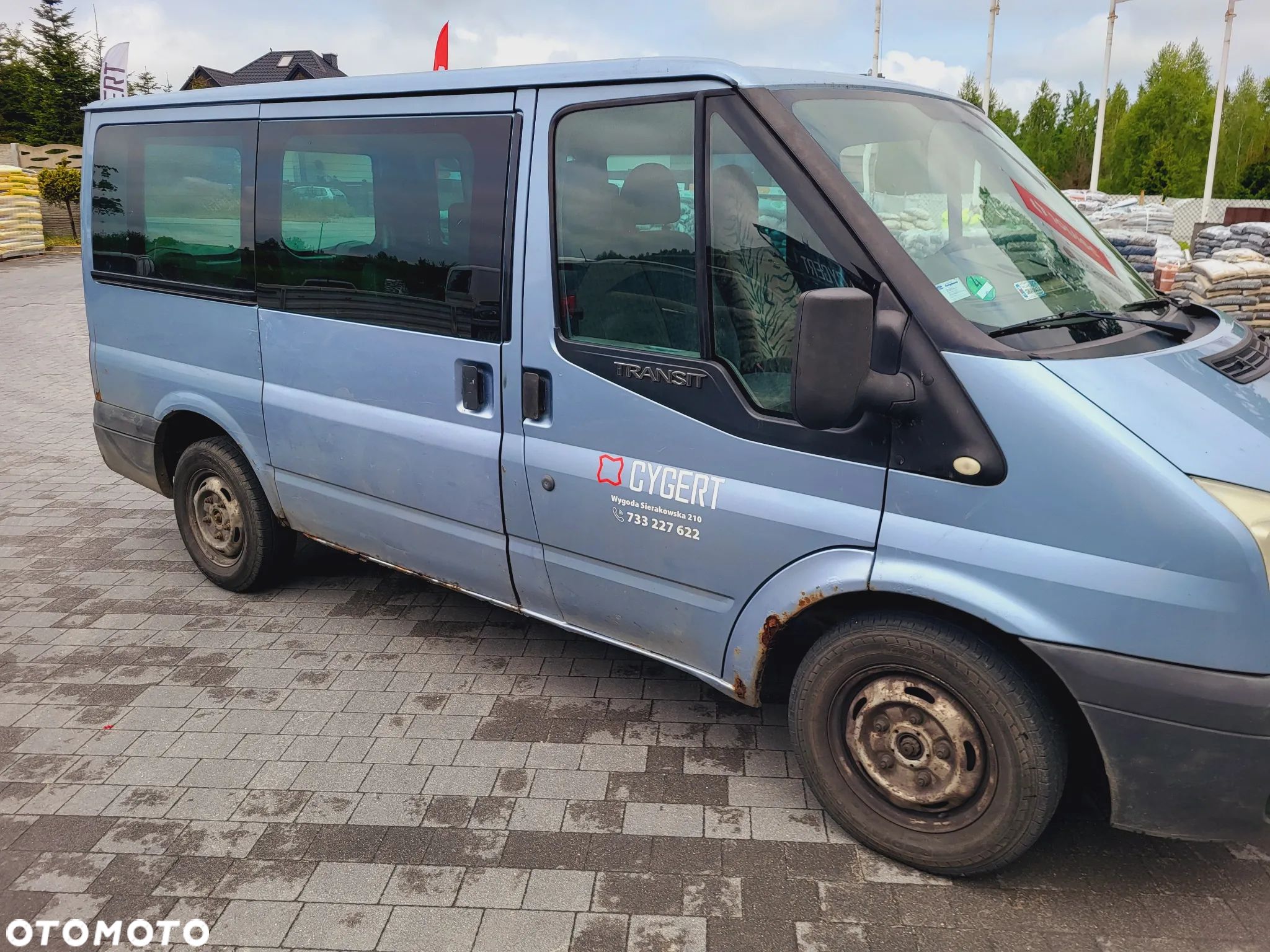 Ford Transit - 1