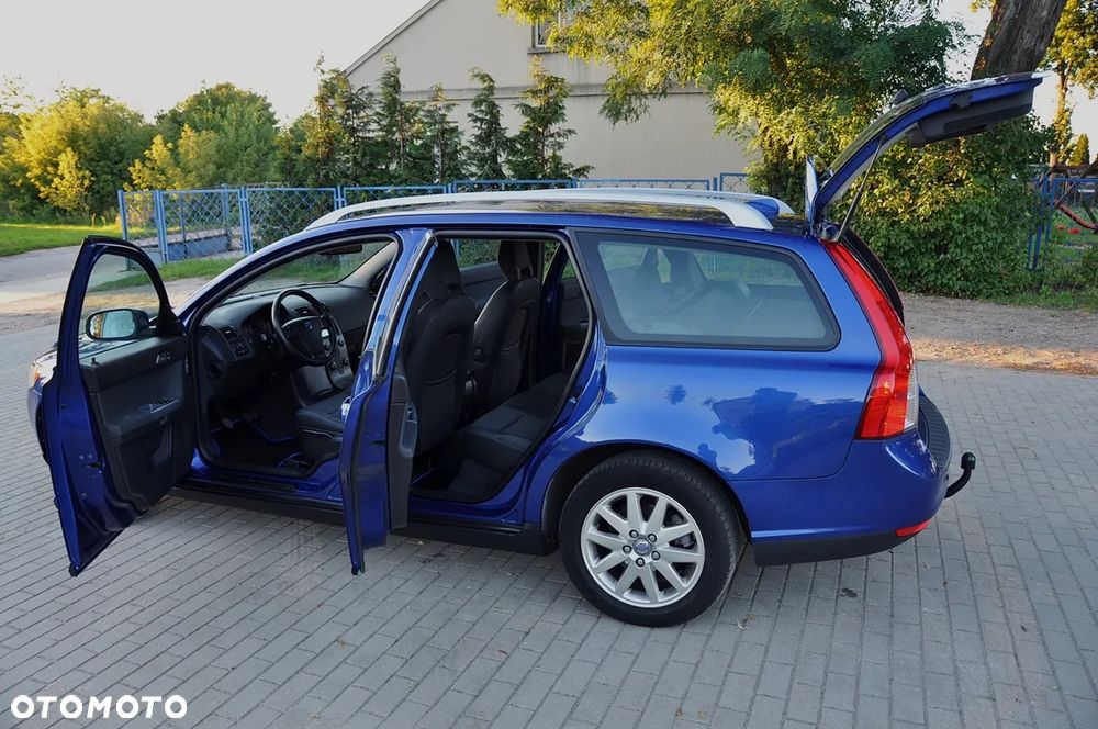 Volvo V50 2.0 Momentum - 7