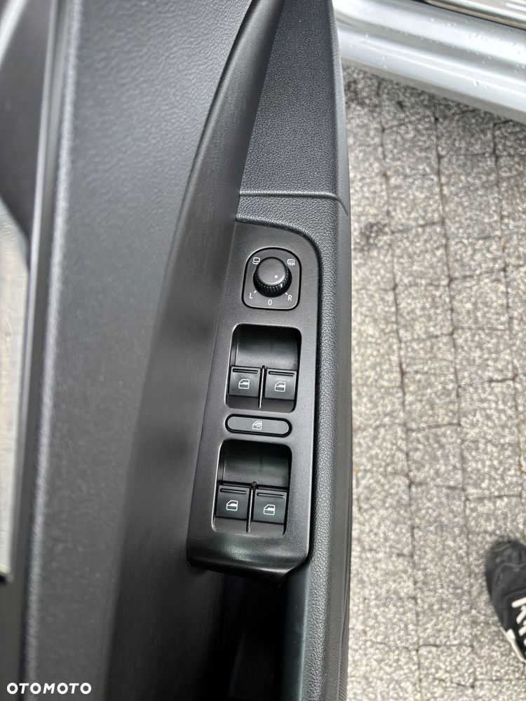 Skoda Superb 2.0 TDI Green tec DSG Elegance - 26