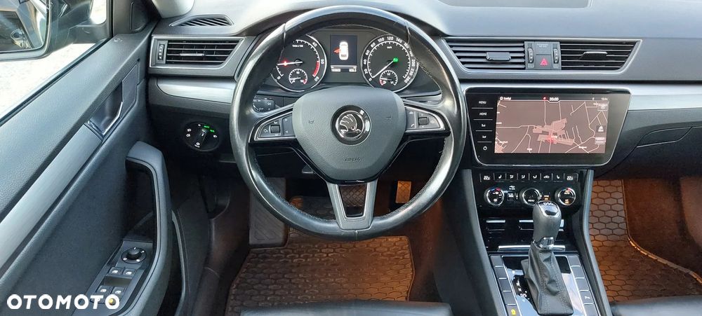 Skoda Superb Combi 1.6 TDI DSG Ambition - 25