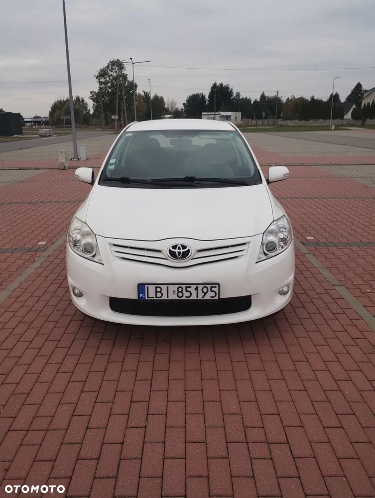Toyota Auris 2.0 D-4D Premium - 3