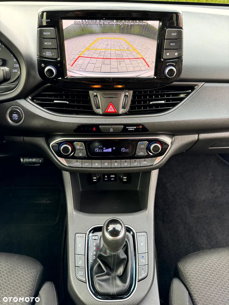 Hyundai i30 1.6 CRDI DCT YES - 12