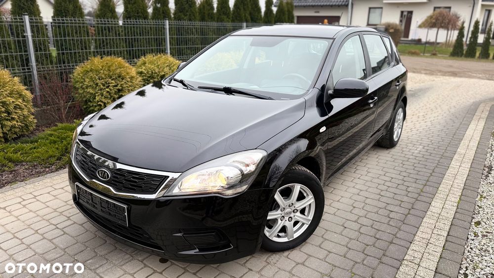 Kia Ceed 1.4 CVVT Vision - 1