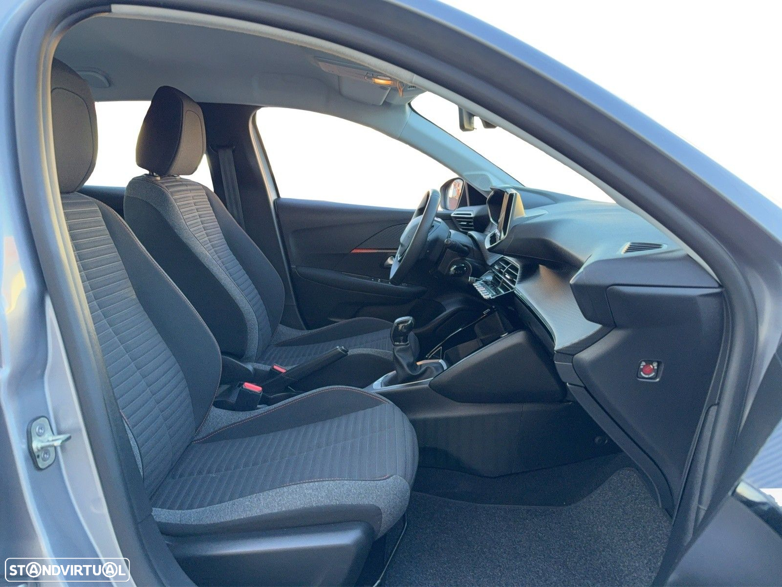 Peugeot 208 1.2 PureTech Active Pack - 12