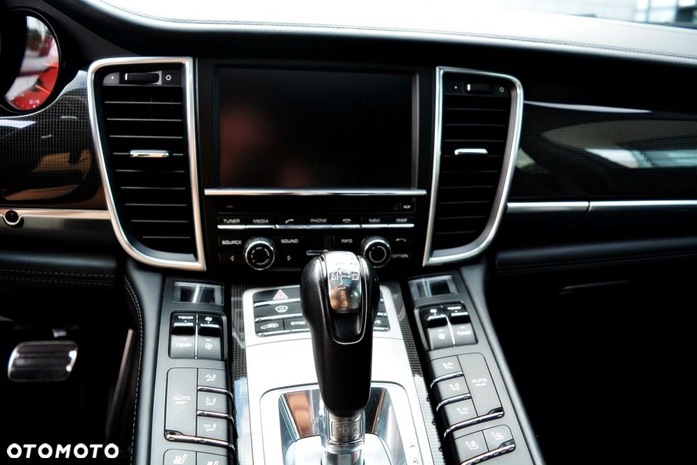 Porsche Panamera GTS - 5