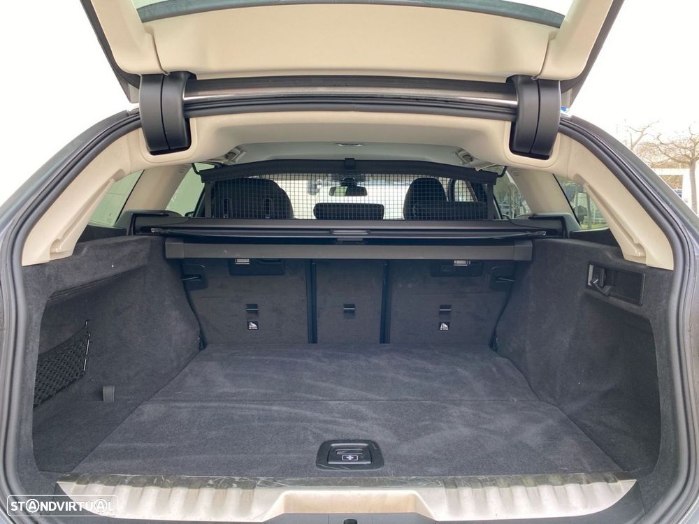 BMW 320 e Auto - 18