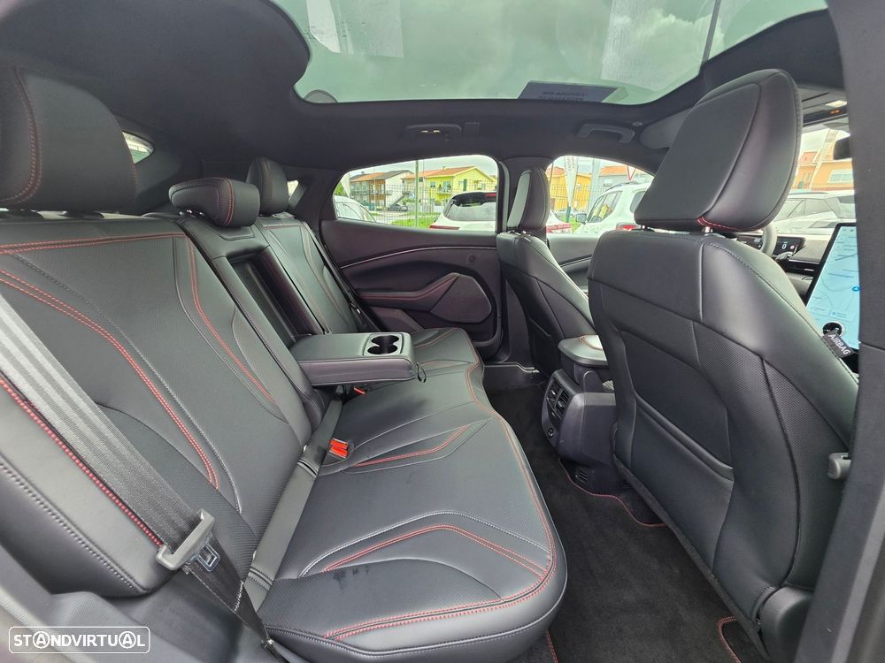 Ford Mustang Mach-E 87 kWh Premium AWD - 23