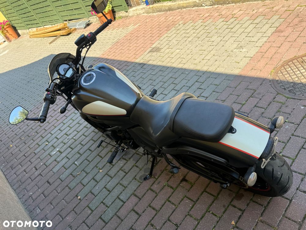 Kawasaki Vulcan - 10