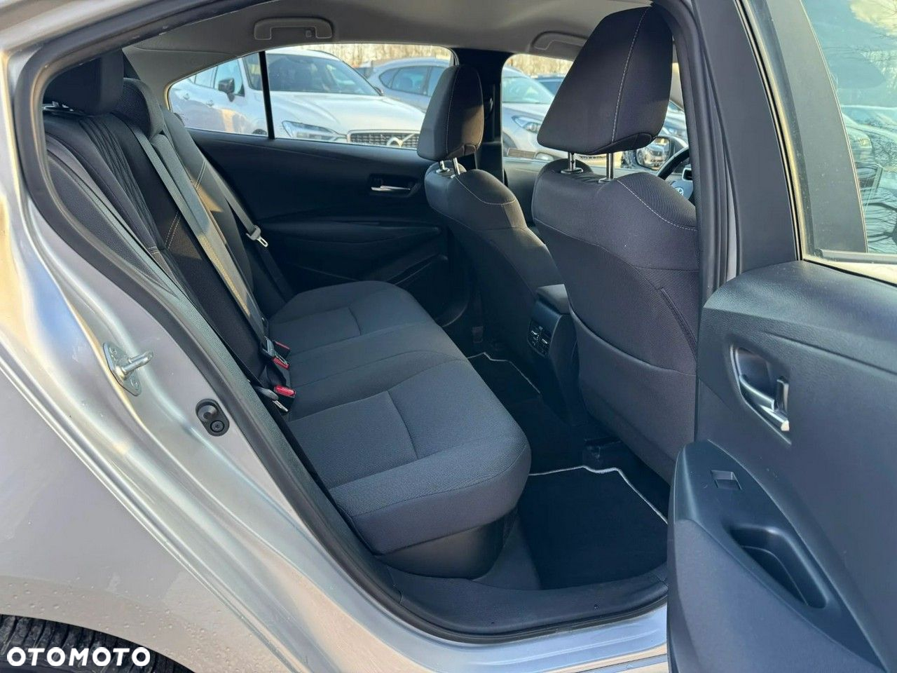 Toyota Corolla 1.8 Hybrid GPF Comfort - 14