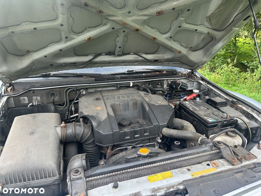 Mitsubishi Pajero - 5