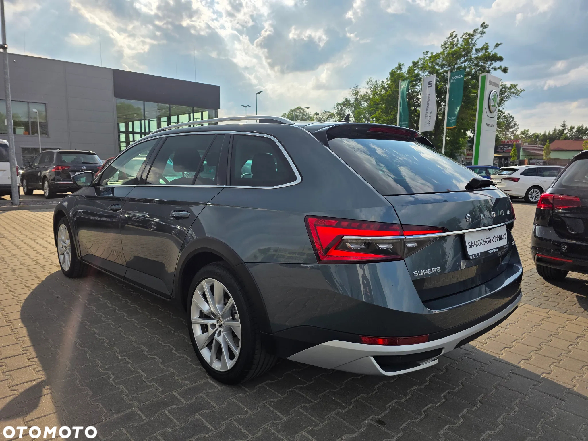 Skoda Superb 2.0 TDI SCR 4x4 Scout DSG - 4