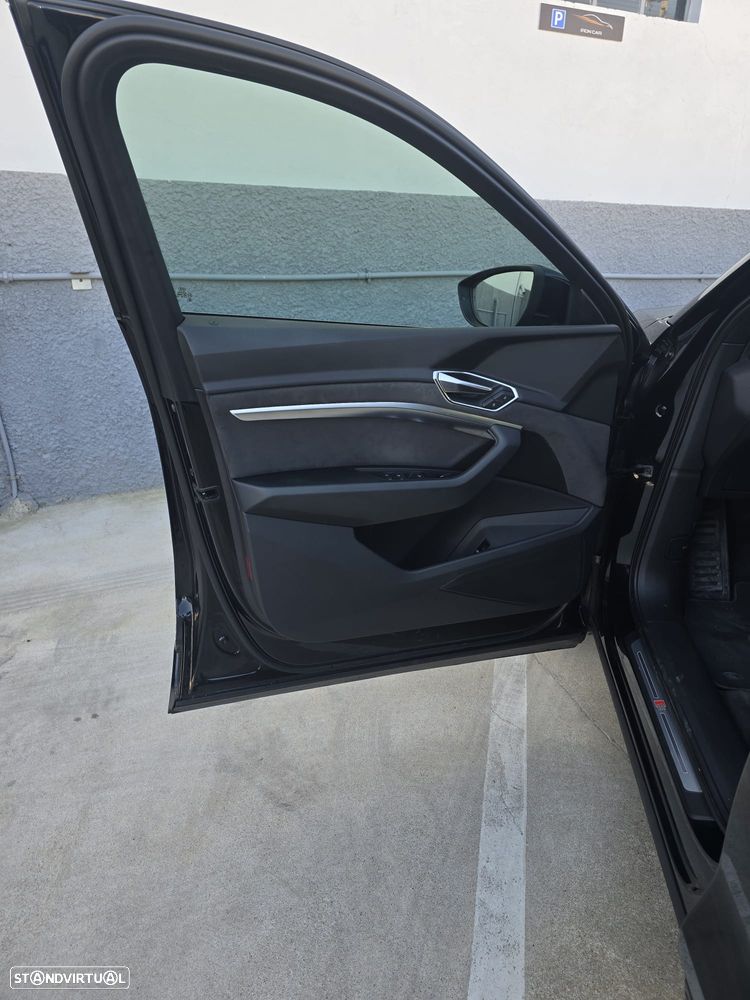 Audi e-tron 50 quattro S line - 14