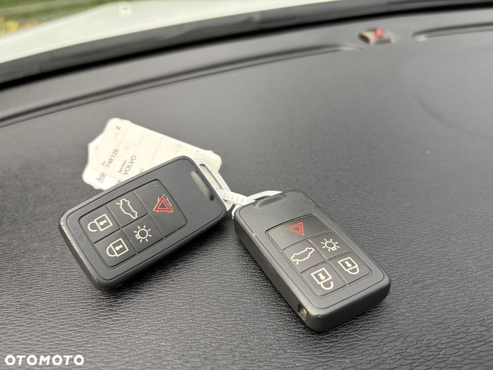 Volvo V40 D3 Momentum - 39