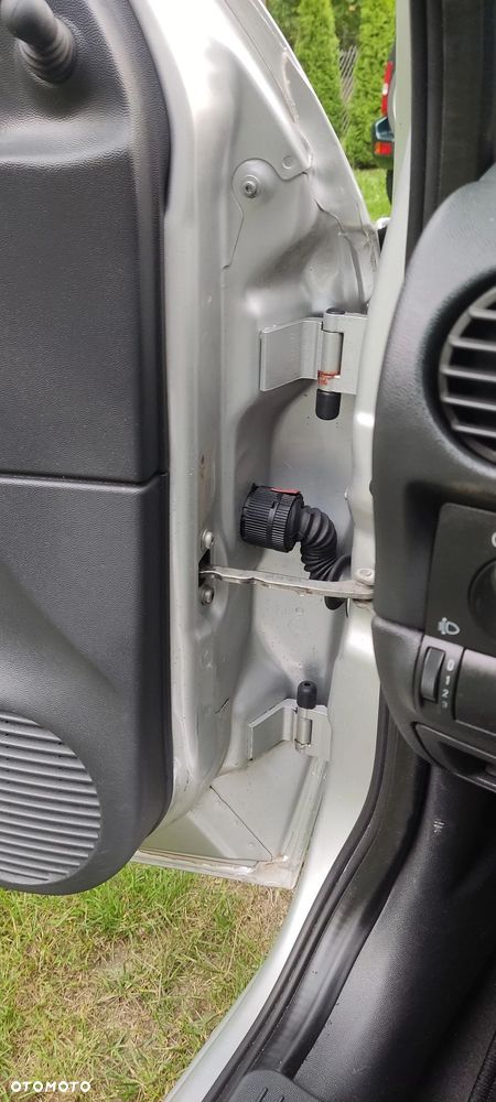 Opel Corsa - 18