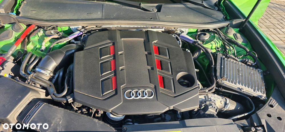 Audi S6 Avant - 25