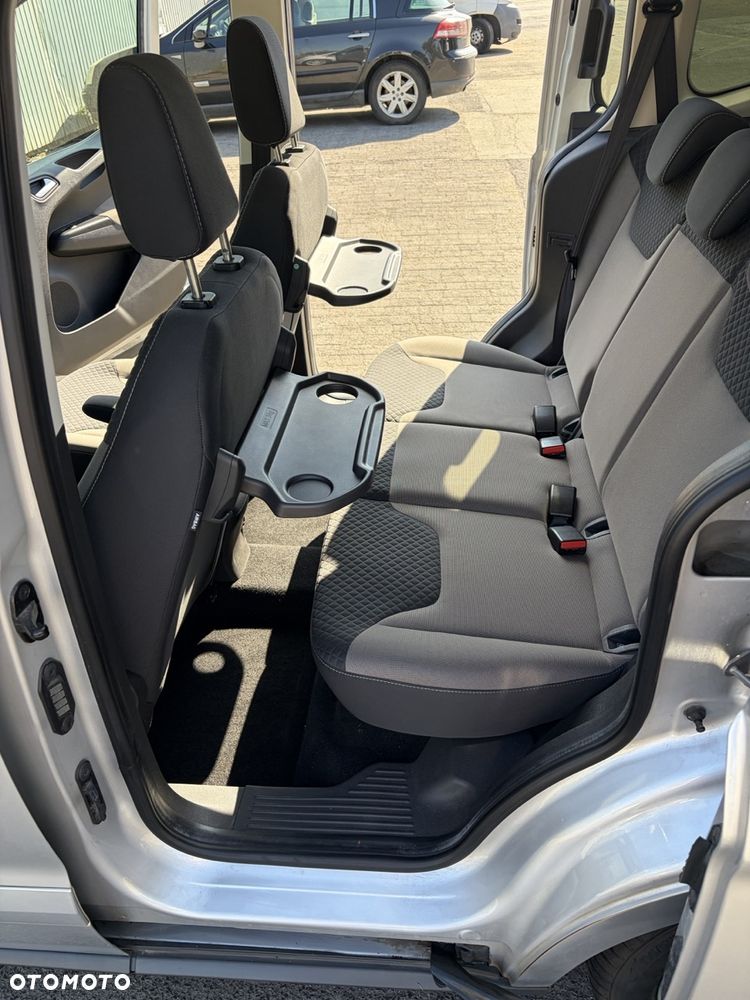 Ford Tourneo Courier 1.0 EcoBoost S&S Titanium - 16