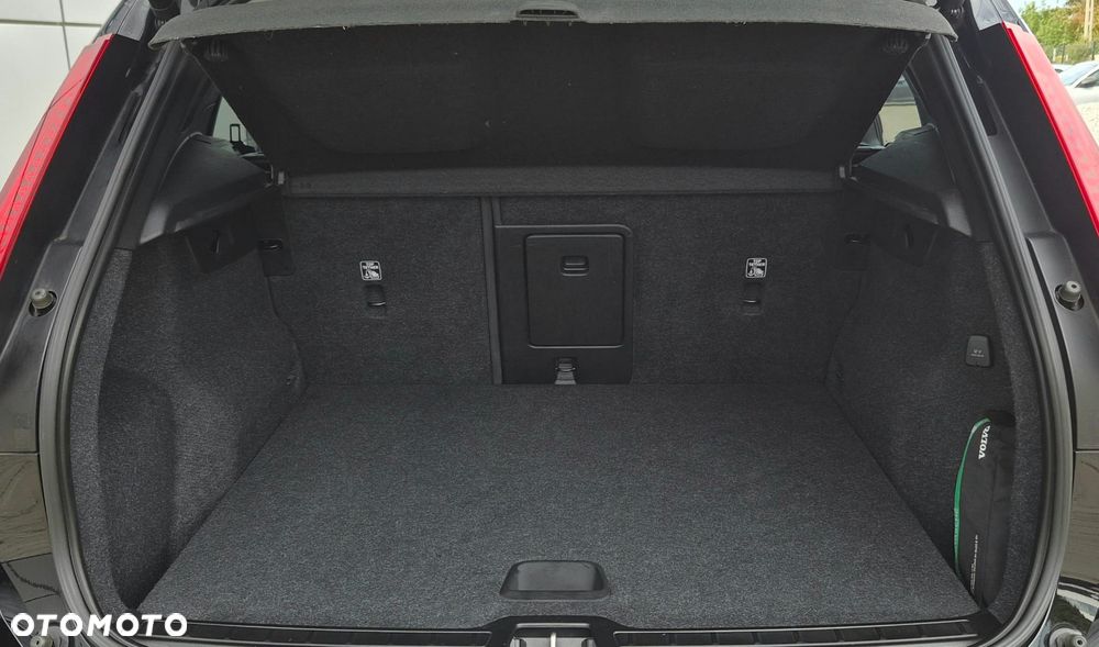 Volvo XC 40 - 37