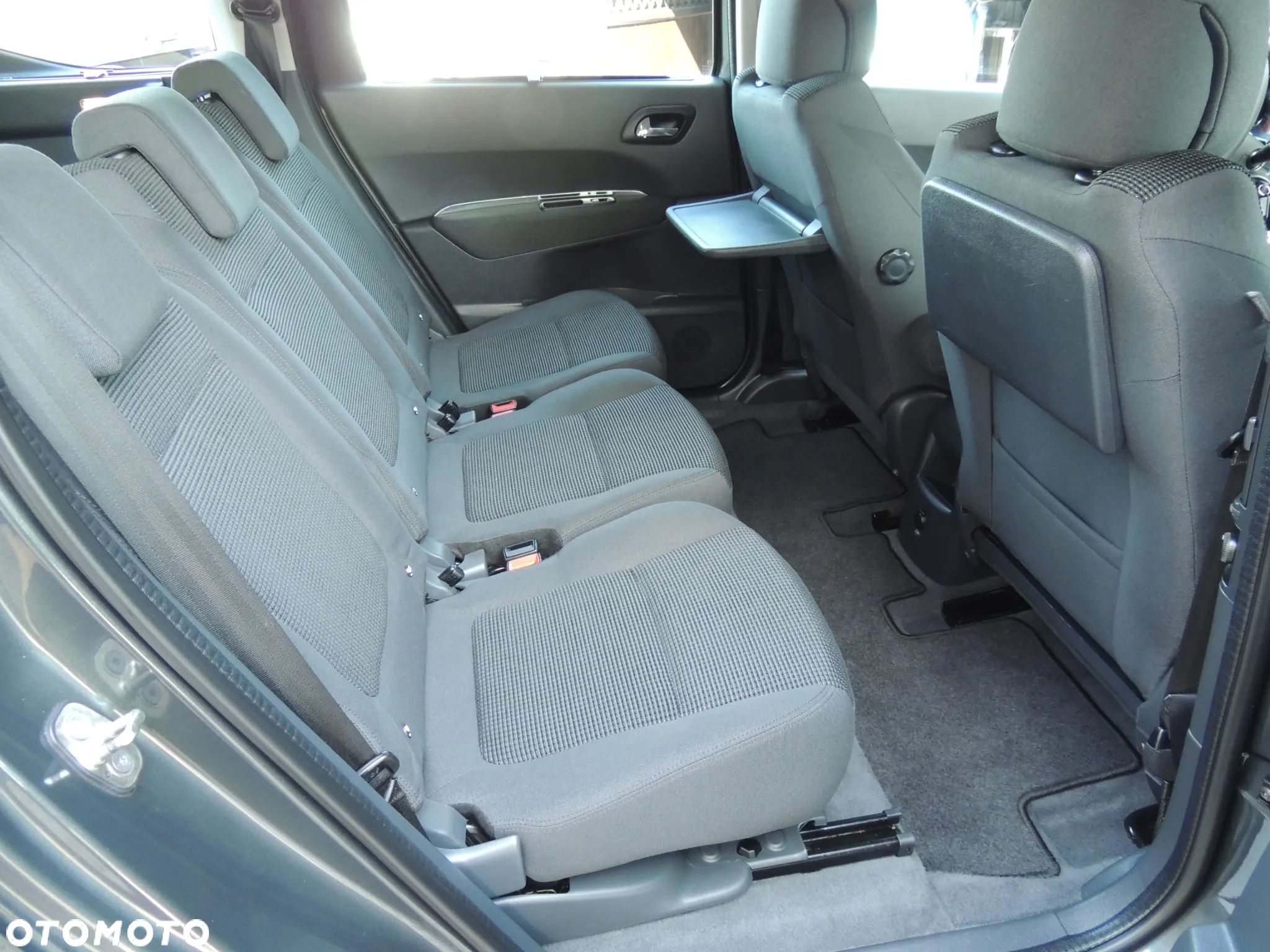 Peugeot 5008 - 23