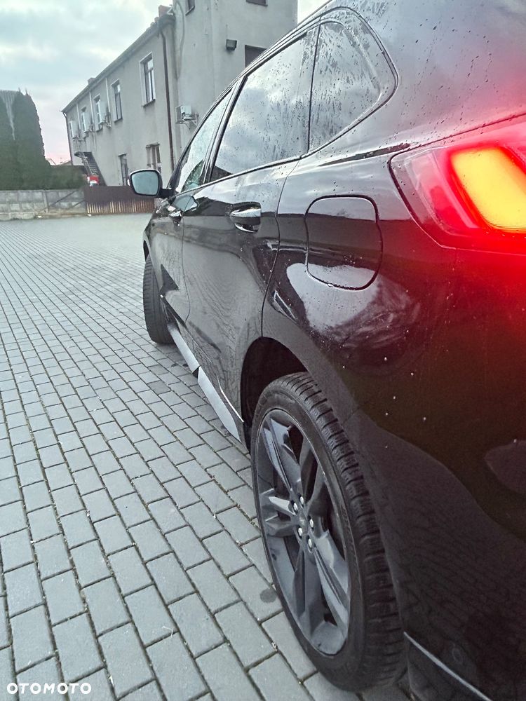 Ford Edge 2.0 EcoBlue Twin-Turbo 4WD ST-Line - 11