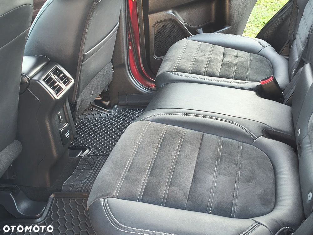 Mitsubishi Outlander - 15