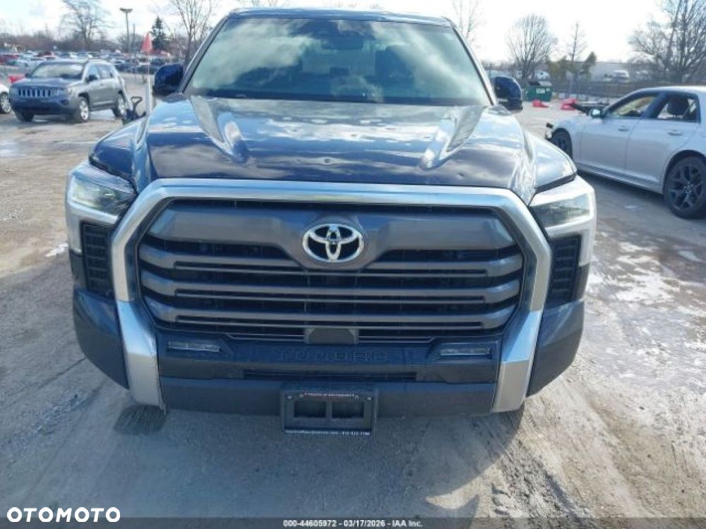 Toyota Tundra - 8