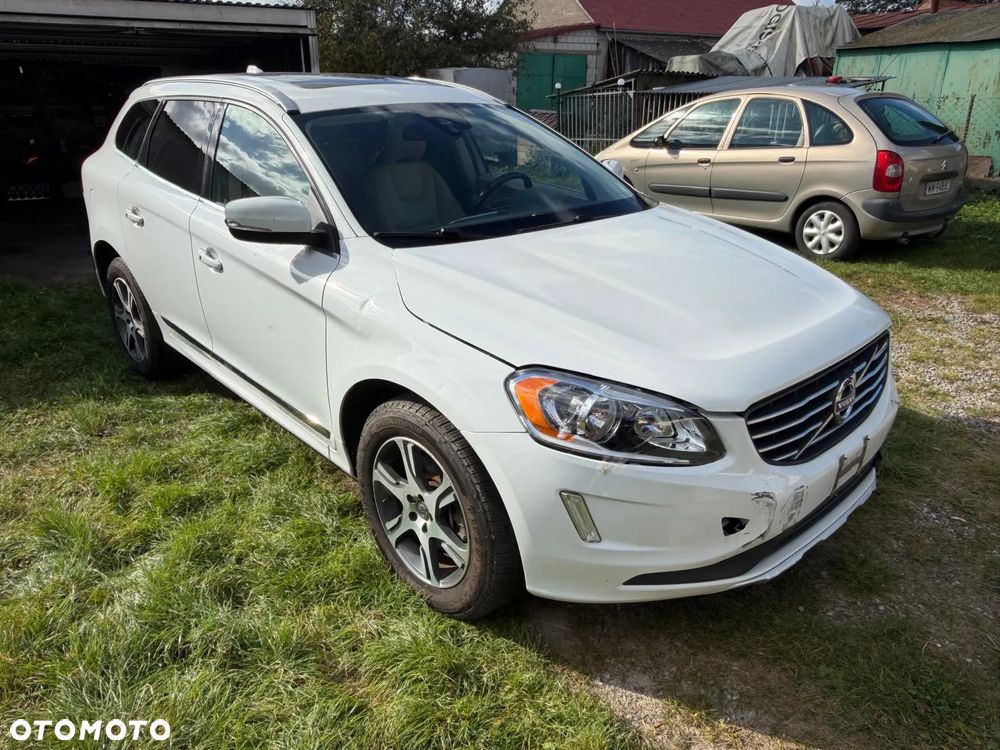 Volvo XC 60 - 1