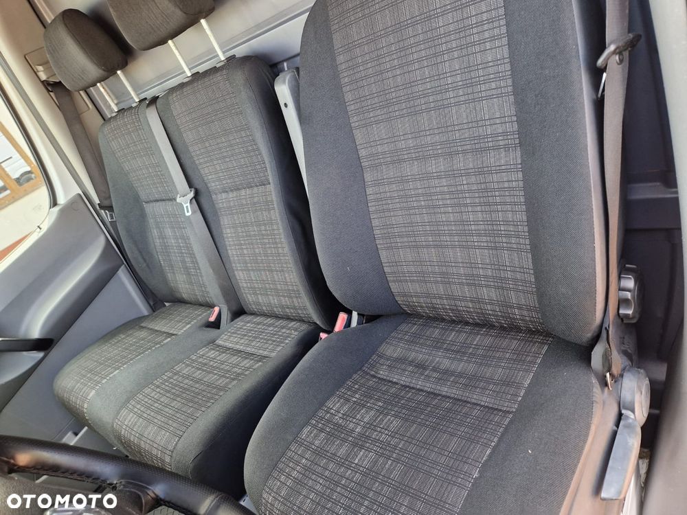 Volkswagen Crafter - 15