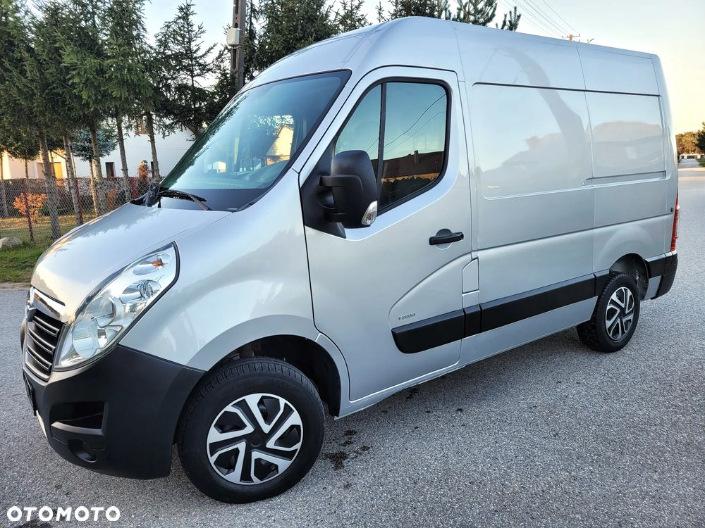 Opel Movano