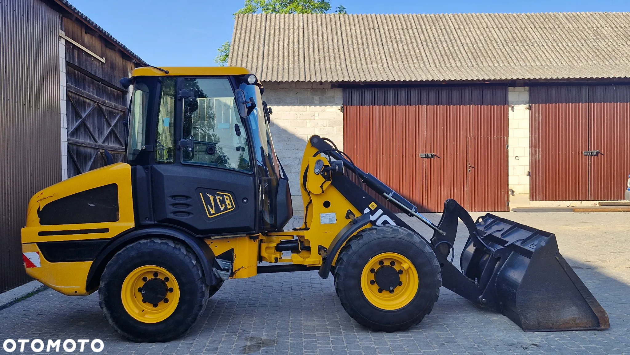 JCB 407 - 8
