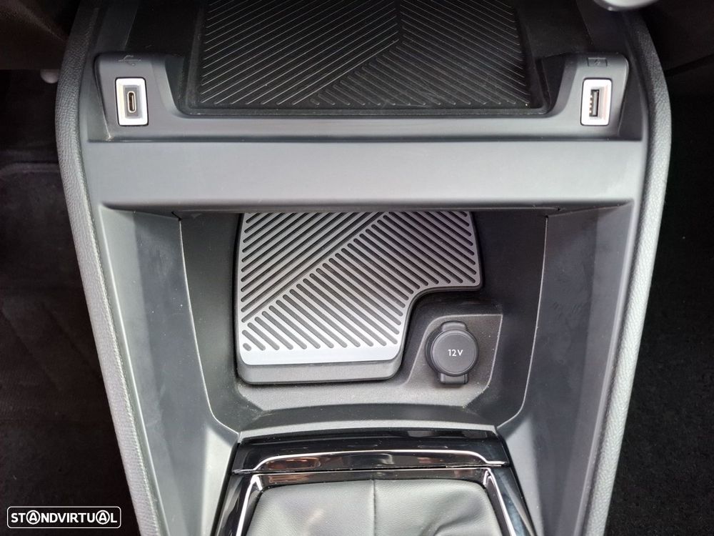 Citroën C4 1.2 PureTech Plus - 21