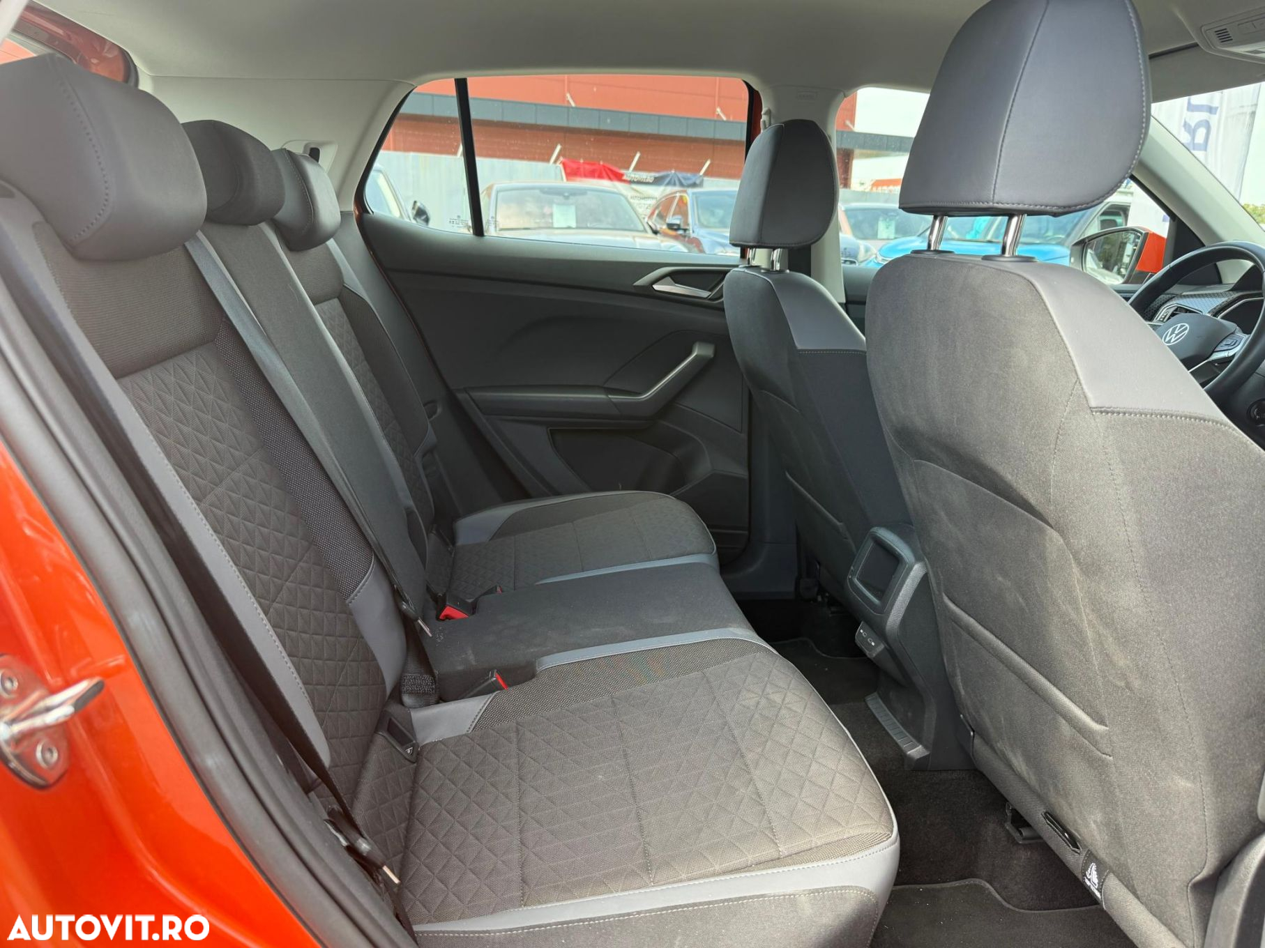 Volkswagen T-Cross - 15