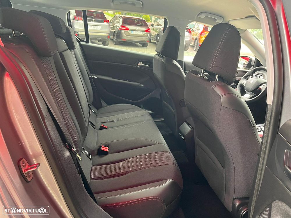 Peugeot 308 BlueHDi FAP 130 EAT6 Stop & Start Active - 14